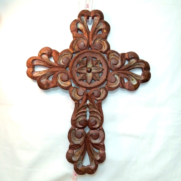 𝅺16" Tall Rust Filigree Wall Cross - Picture 4 of 6